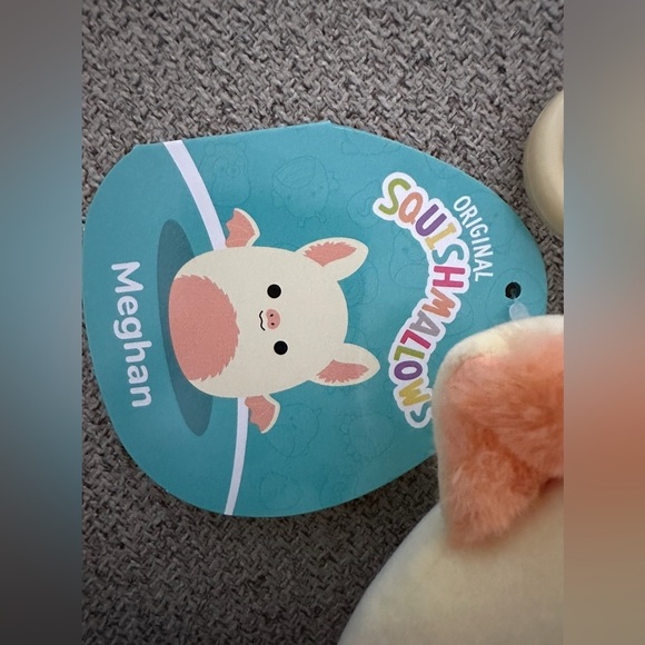 Nwt 🦇 3" clip Meghan the bat 🦇  Squishmallow - Picture 3 of 4